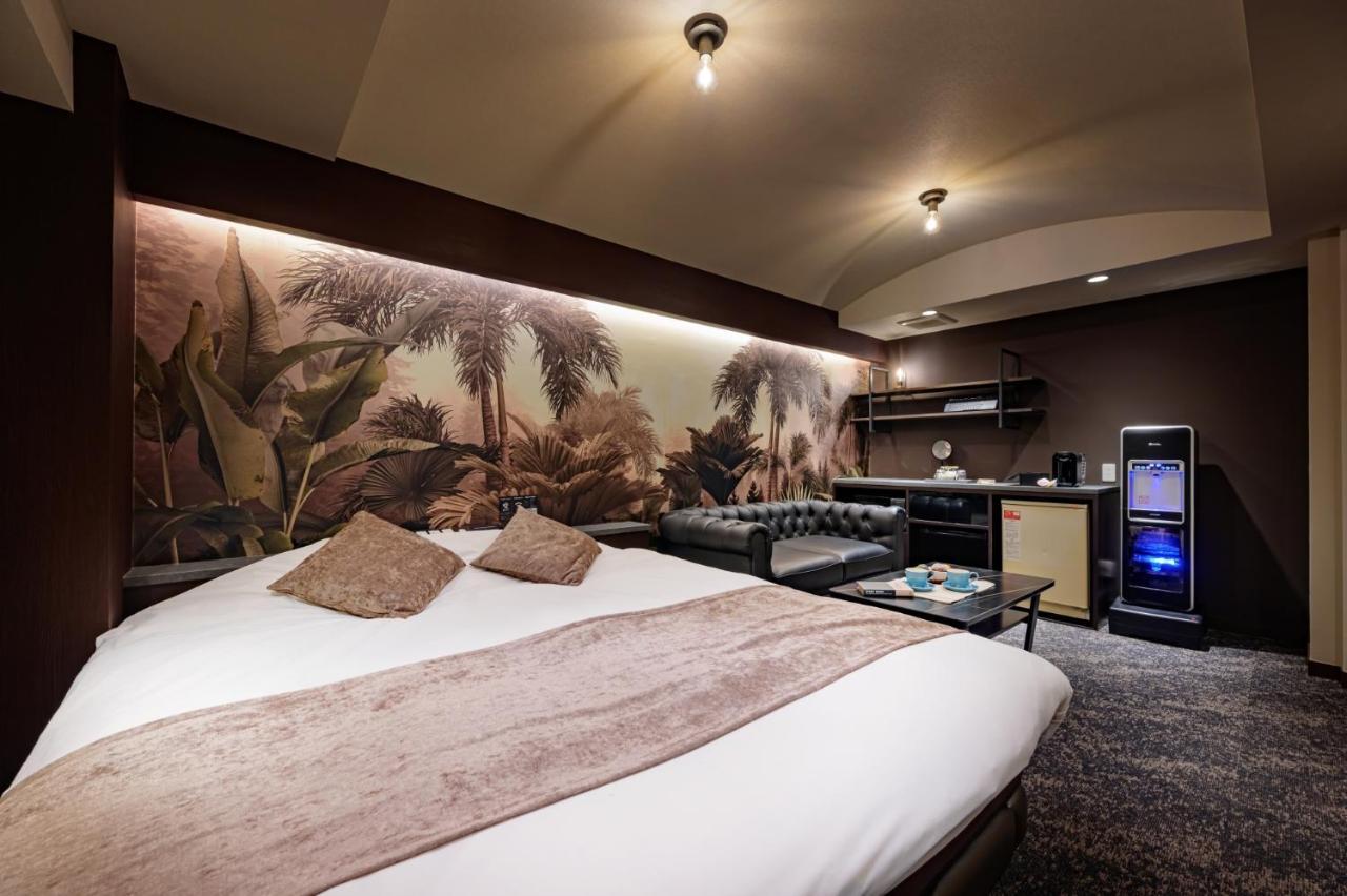 Hotel Will Base 旧chambery (Adults Only) โยโกฮาม่า ภายนอก รูปภาพ