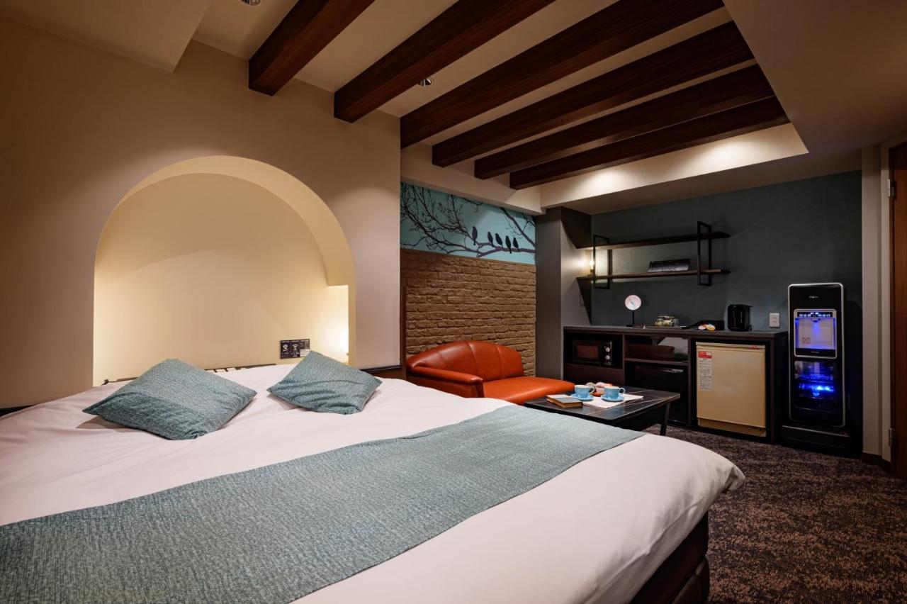 Hotel Will Base 旧chambery (Adults Only) โยโกฮาม่า ภายนอก รูปภาพ